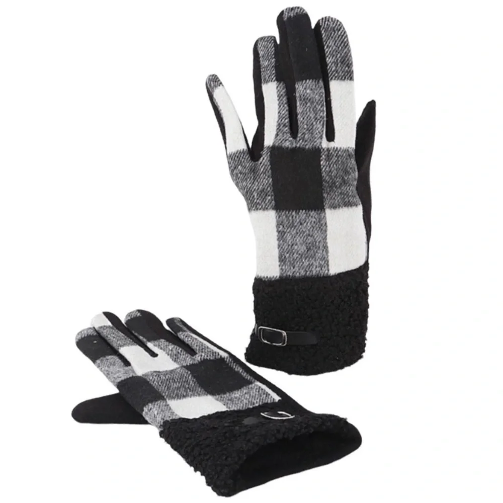 New Women’s Cute Buffalo Plaid Smart Touch Gloves With Sherpa Cuff